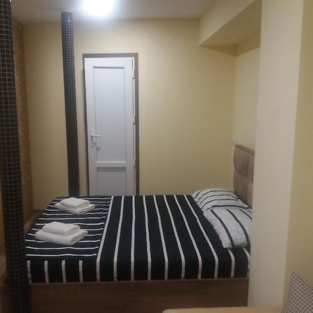 Vakhtang Gorgasali Apartment Tbilisi Exterior photo